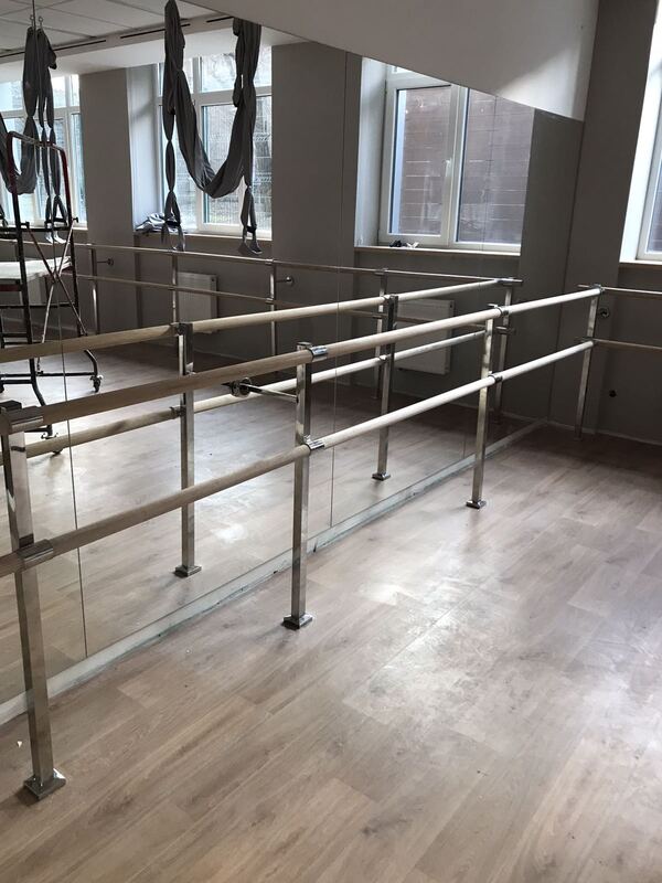 Верстати з кріпленням підлога-стіна